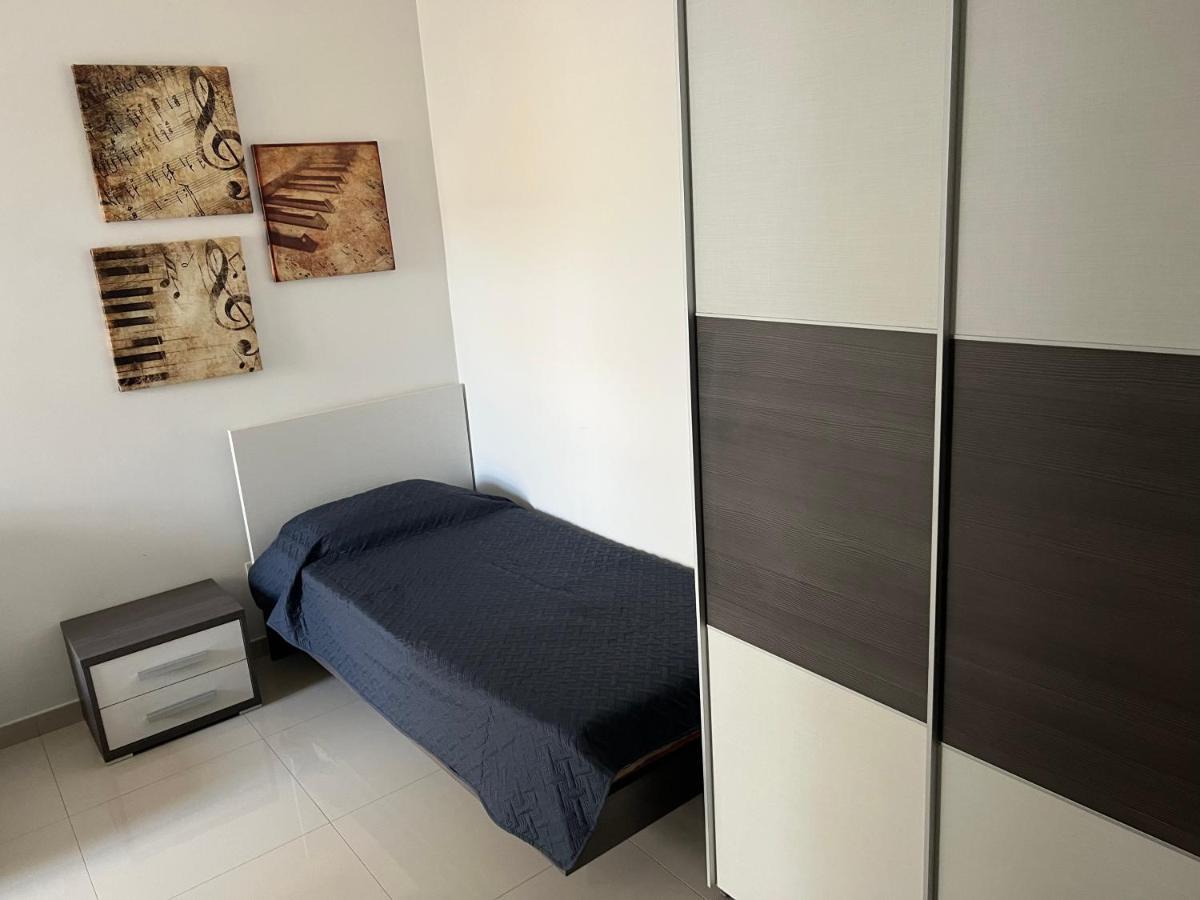 Apartament Claire'S Court Marsaxlokk Zewnętrze zdjęcie
