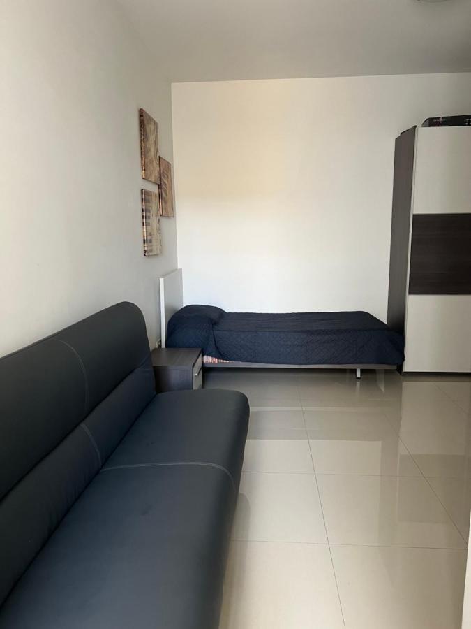 Apartament Claire'S Court Marsaxlokk Zewnętrze zdjęcie