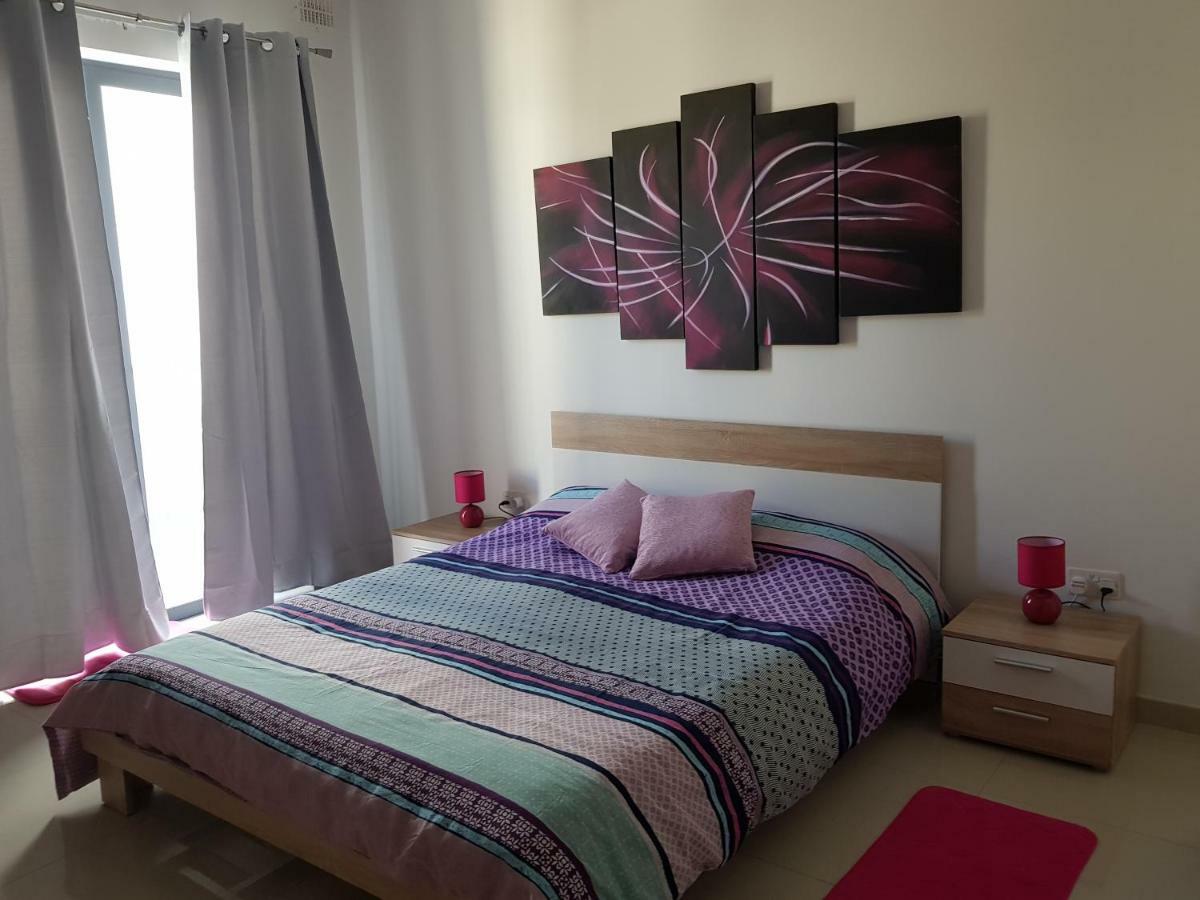 Apartament Claire'S Court Marsaxlokk Zewnętrze zdjęcie
